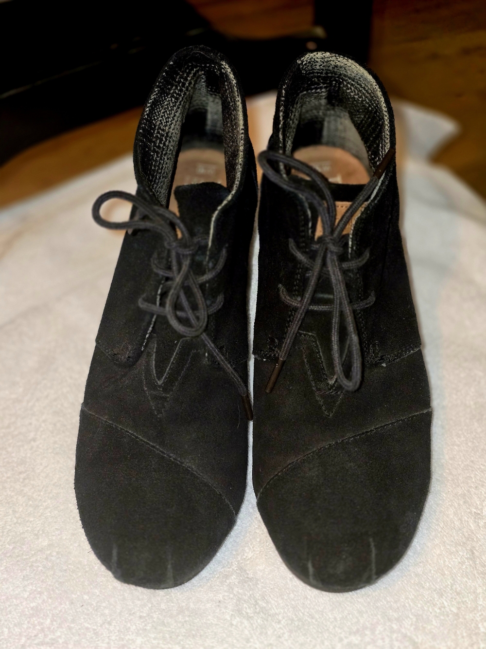 Toms Black Suede Women's Chukka Boots